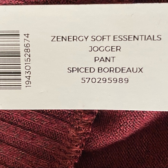 NWT Chico’s Zenergy Soft Essentials Joggers - Picture 7 of 15